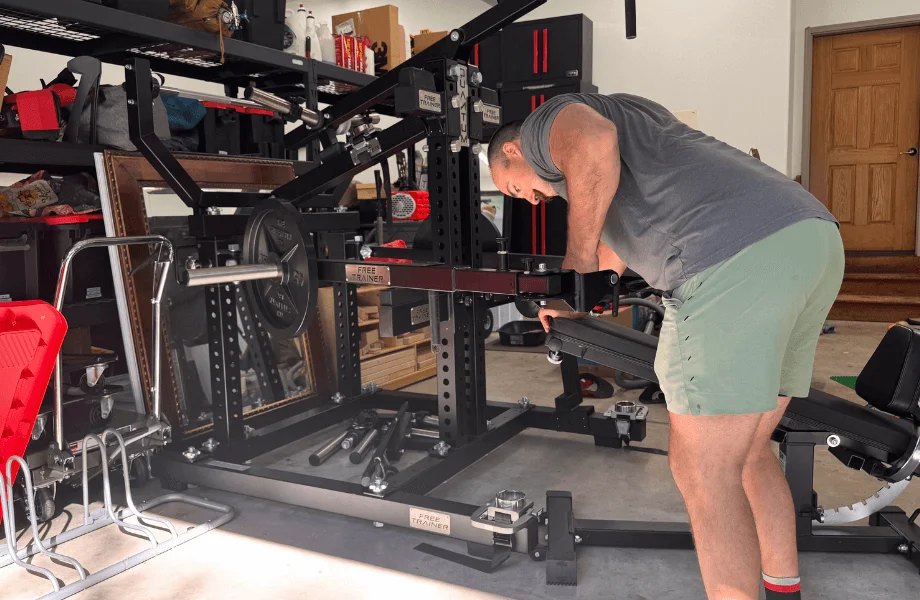 Our tester performing a row with the Quantum Free Trainer