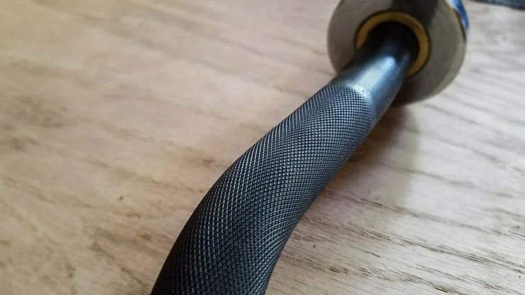 XMark Chisel Bar knurling