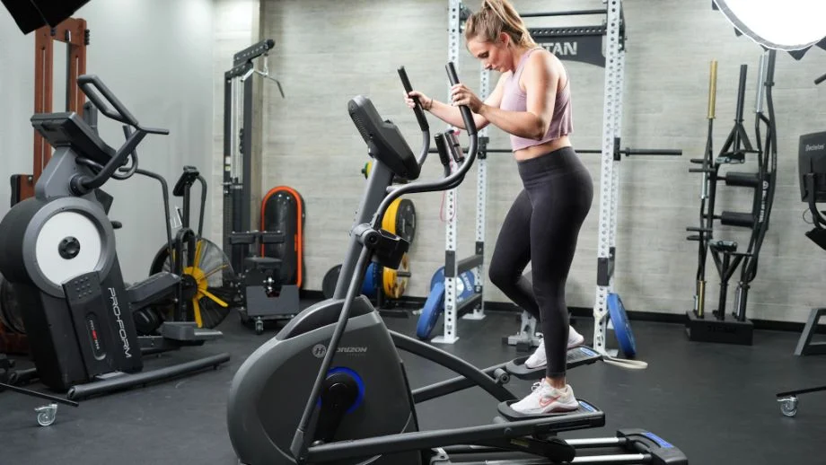 Woman using Horizon EX 59