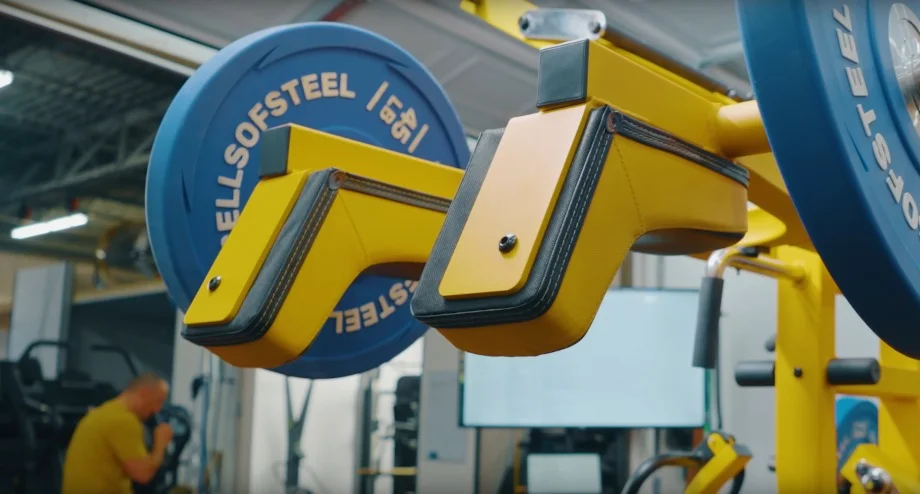 Shoulder pads on a Powertec Workbench Multistation