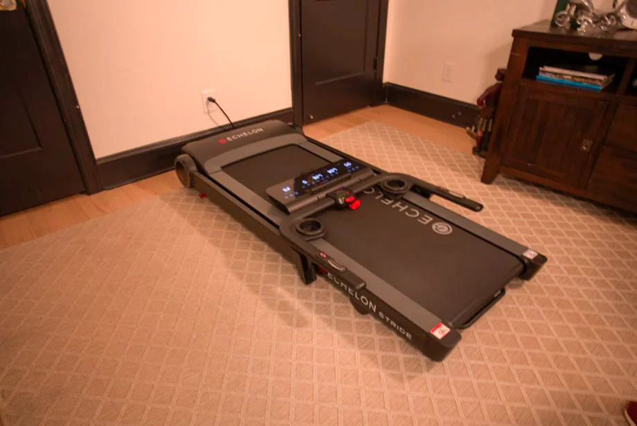 The Echelon Stride folded flat