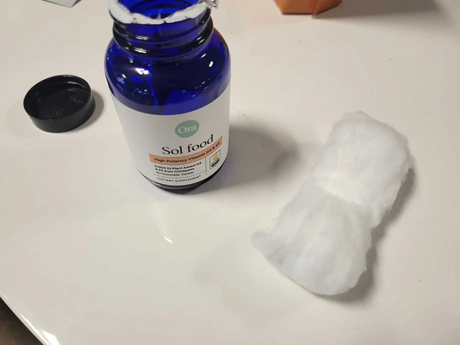 ora-sol-food-d3-k2-bottle