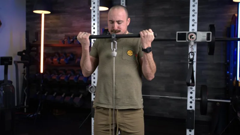 Coop gets in a workout while assessing the best portable gyms.