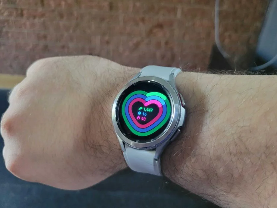 samsung-galaxy-watch4-classic-step-counter Step counter on the Samsung Galaxy Watch4 Classic