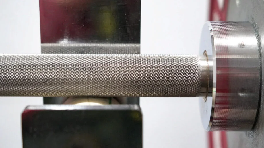 Knurling and sleeve on the Rogue Ohio Power Bar