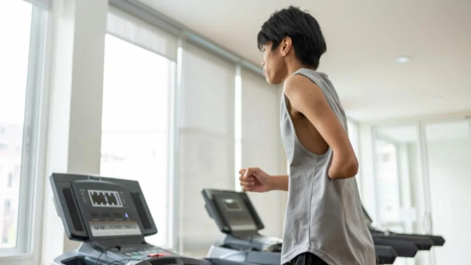 gym accessibility hananeko_studio shutterstock