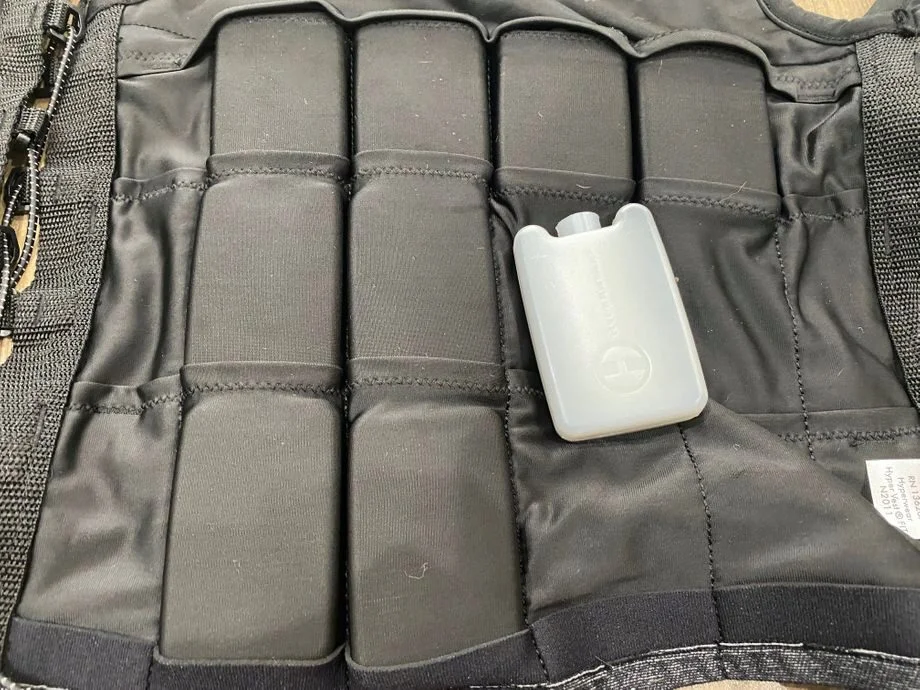 Hyperwear Hyper Vest Fit