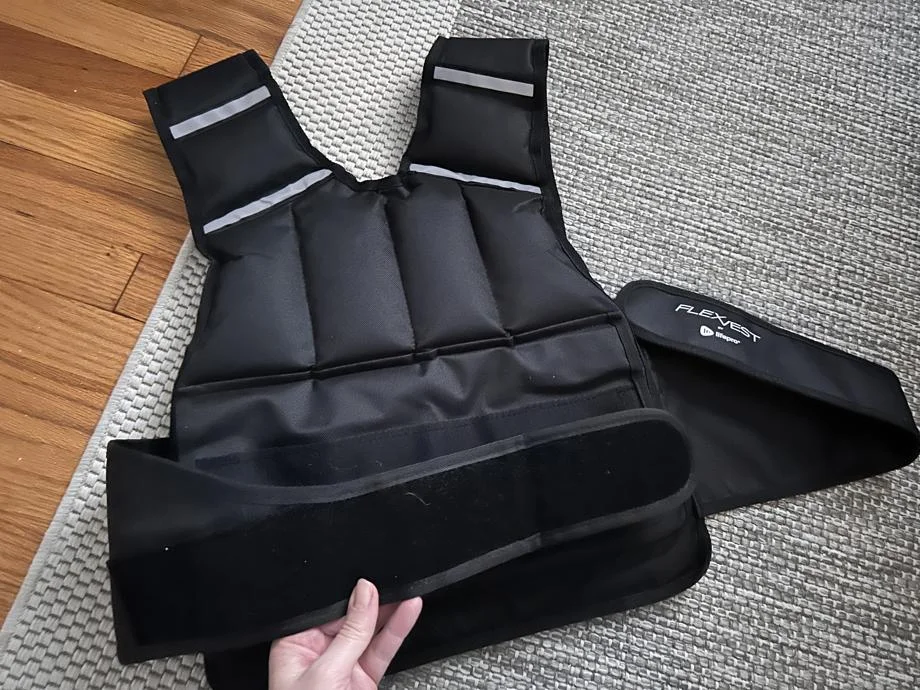 Velcro Strap on the LifePro FlexVest