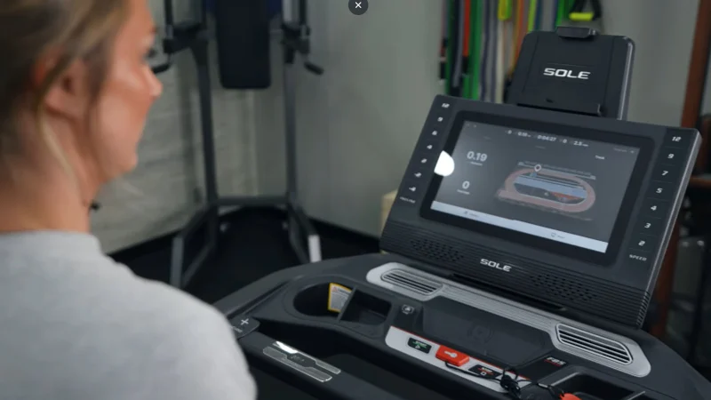 Display on the Sole F85 Treadmill