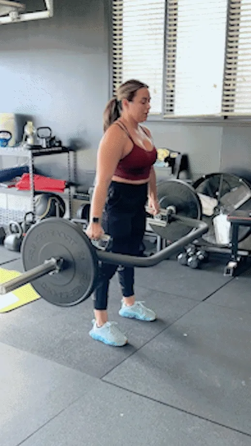 demo of a trap bar deadlift