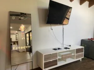 mirror workout in living room