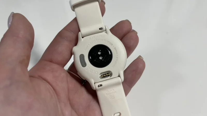 View of the back of the Garmin vivoactive 6