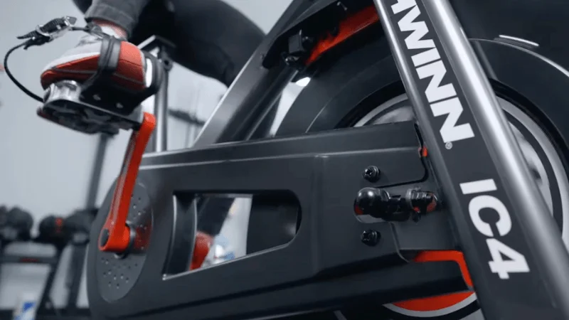 The drivetrain and pedal setup on the Schwinn IC4 exercise bike