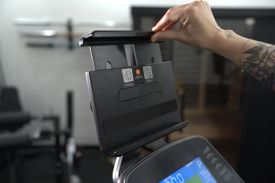 Device holder on a Yosuda Dolphin Elliptical