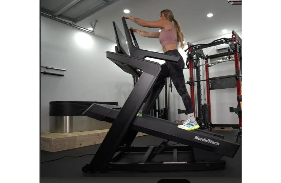 nordictrack_X24_incline_treadmill