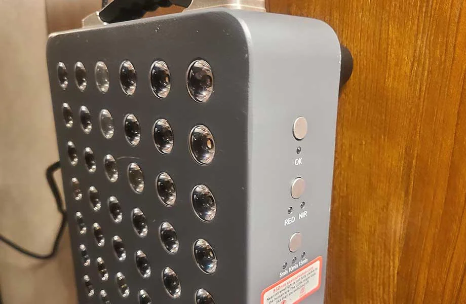 A close look at scuffs on the Hooga Red Light Therapy Panel