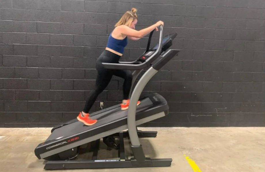 NordicTrack-commercial-X32i-treadmill-incline-in-use.jpg