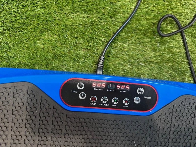 A close look at the display on a LifePro Waver Mini vibration plate.
