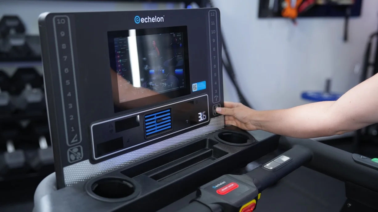 Close-up of the Echelon Stride 6s touchscreen