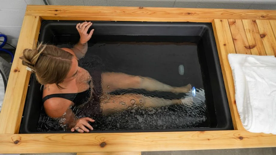 Renu Therapy Cold Stoic Review (2026): Expensive, but Is It Worth It?