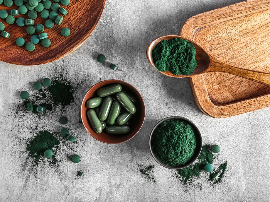 8 Benefits of Spirulina: A Superfood with 10 Times More Antioxidants Than Blueberries