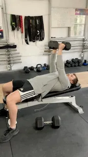 close grip dumbbell bench press