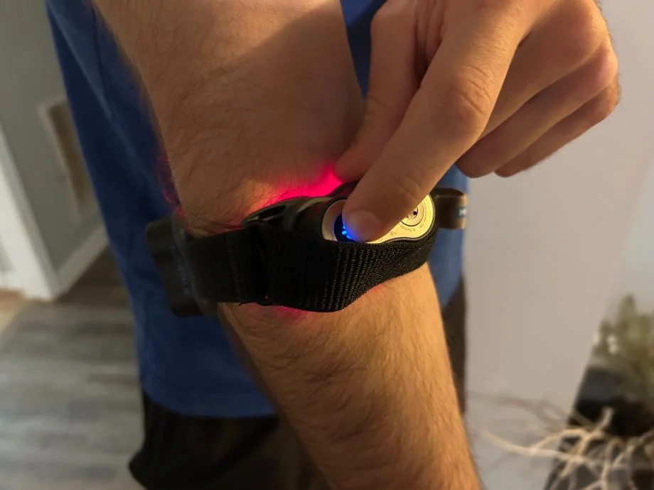 kineon the move pro on elbow