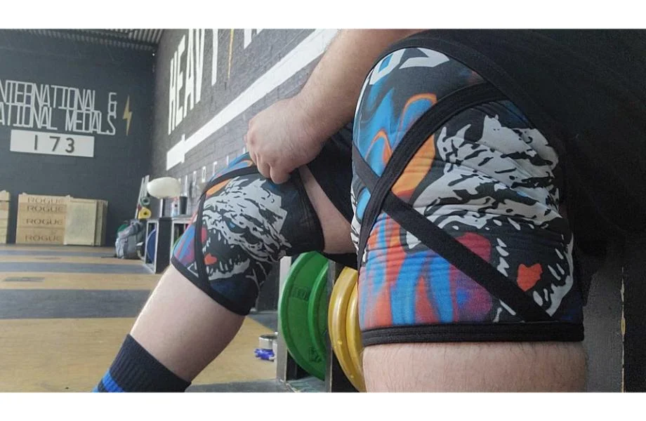 bells of steel knee sleeves on caine wilkes