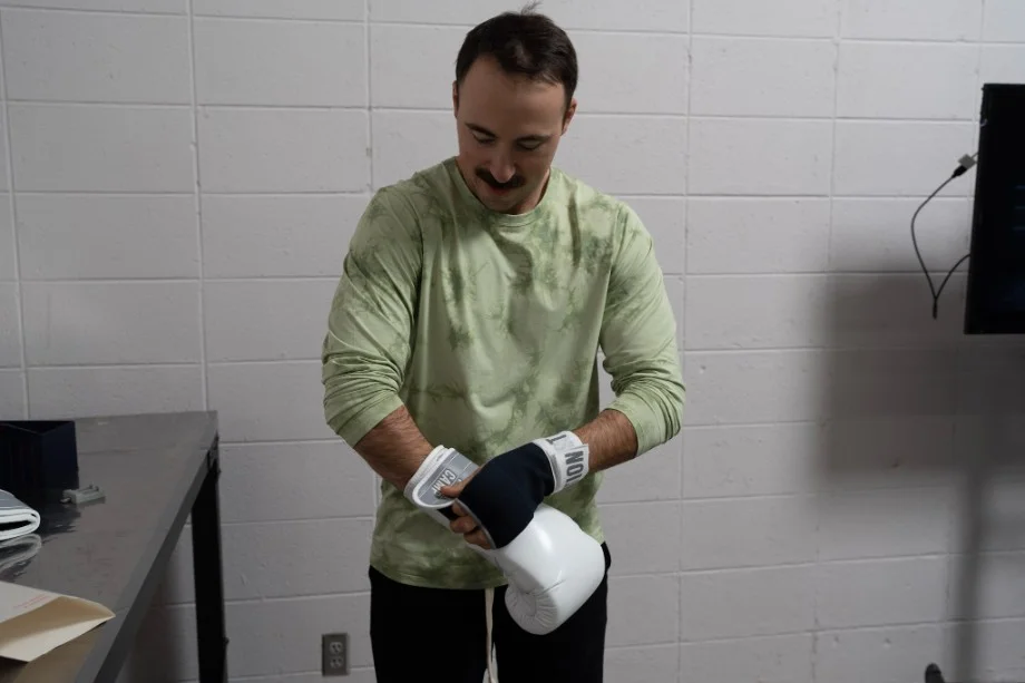 Boxing Stance: Deliver More Powerful Punches and Gain Confidence with a Strong Stance