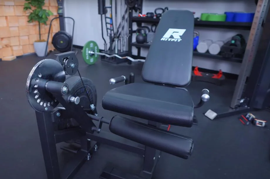  good look at the RitFit PLC01 Leg Extension Curl Machine