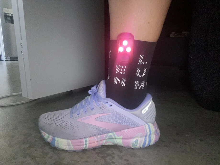 nathan sports strobe light