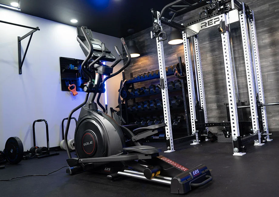 sole-e25-elliptical-in-gym