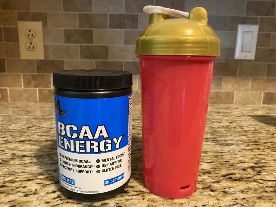 Evlnutrition BCAAs on a counter