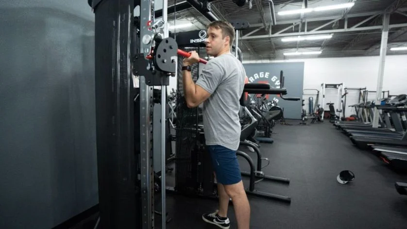 nathan_using_smith_machine_on_inspire_fitness_ft2_functional_trainer