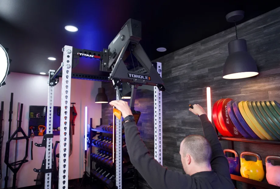 Man using Torque Relentless Ripper ski machine