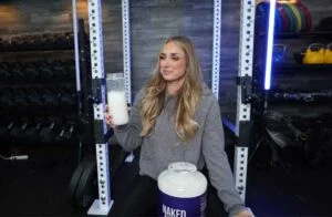 naked mass looking at mixed drink no lid