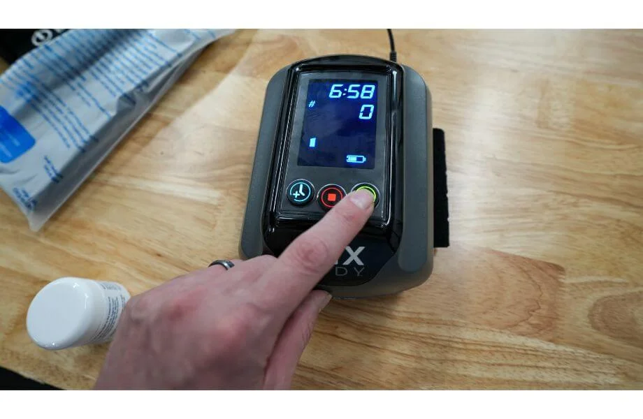 touching display fiix elbow