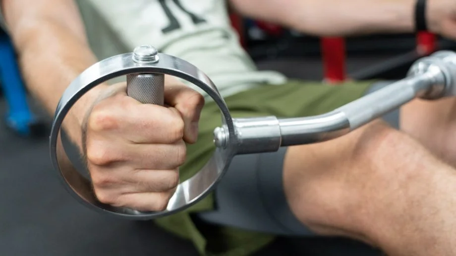hand gripping attachment on cable row