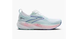 Brooks Glycerin 22 pale shoe on a white background