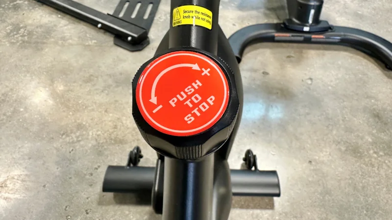 ggr-merach-36s-magnetic-exercise-bike-micro-adjustable-resistance-knob Adjustment knob on the MERACH 36S Magnetic Exercise Bike