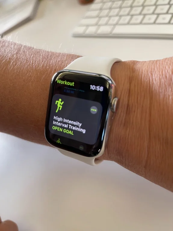 Apple Watch Series 6 exercise tracking options.