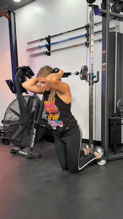 kneeling-cable-crunch