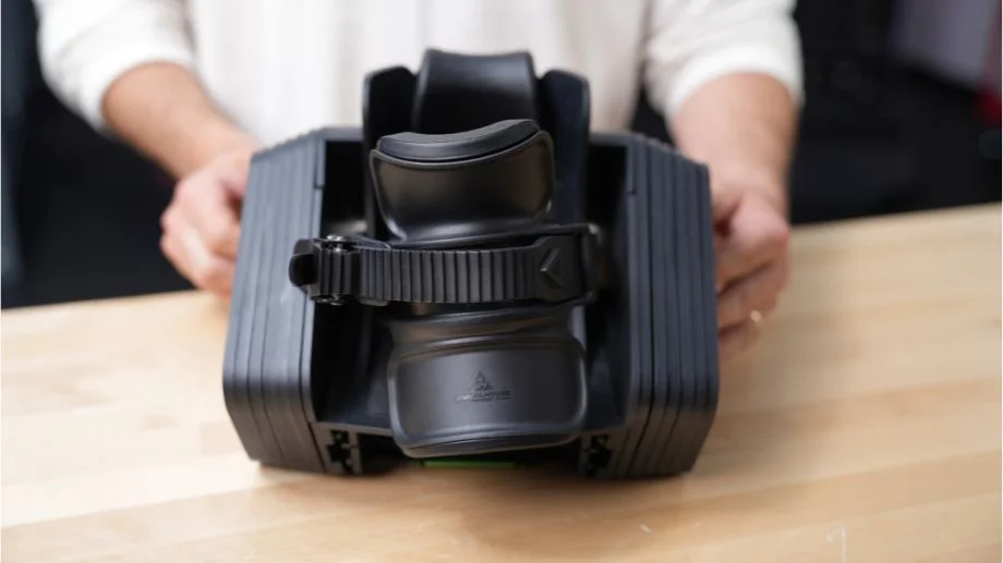 Close look at the MonkeyFeet Pro.