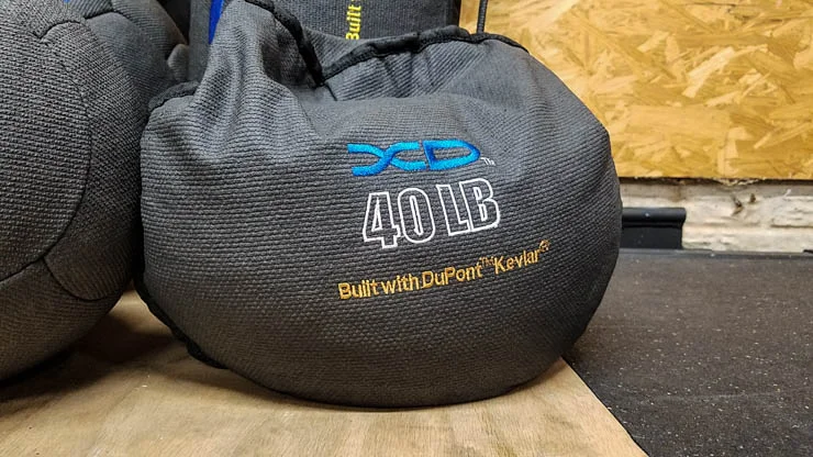 13f320e7b5ead1024ac95c3b208610db_0