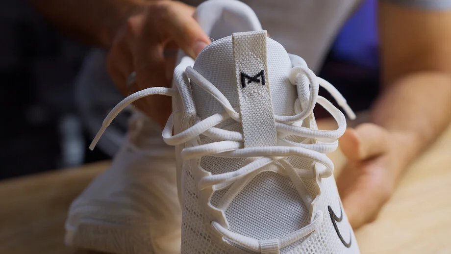 nike metcon 9 laces