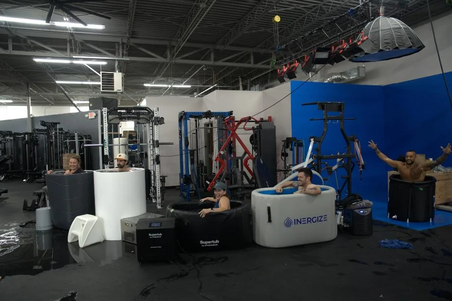 group photo best cold plunge tubs