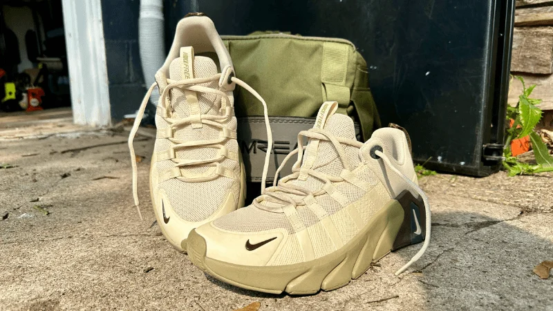 Full front view of a pair of Nike Free Metcon 7 training shoes.