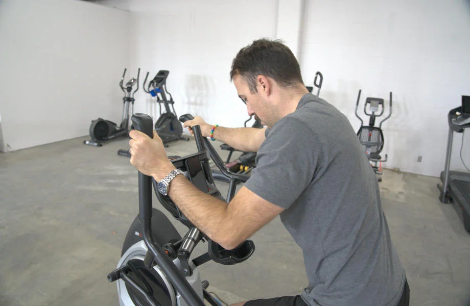 A close look at Coop Mitchell working out on the BowFlex Max Trainer M6