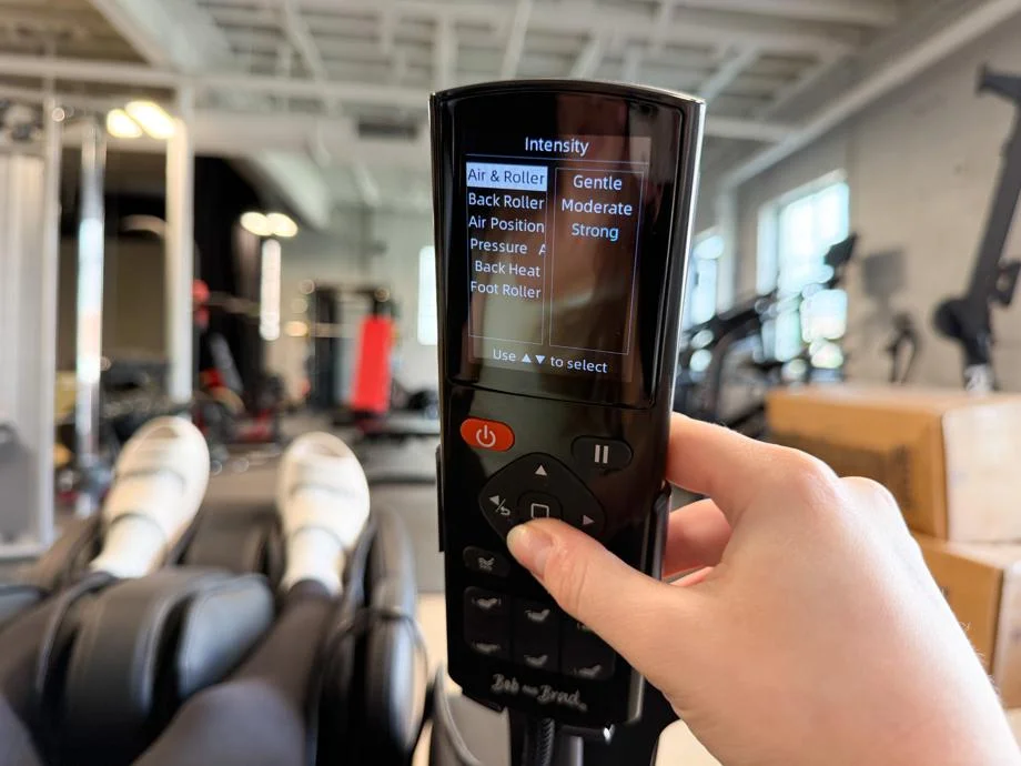 Controls for the Bob and Brad iMaster Pro Massage Chair