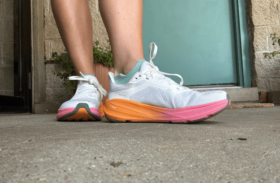 Our tester posing to showcase the sidewall structure of the Altra Experience Flow 2 running shoe